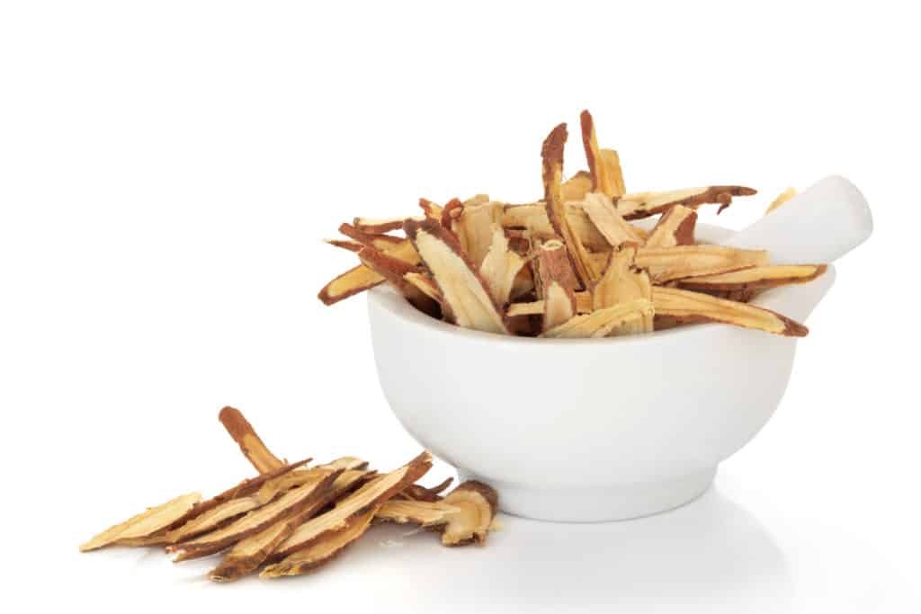 9 Of the Best Adaptogenic Herbs You Should Take Today 7 Licorice Root:Adaptogenic herb