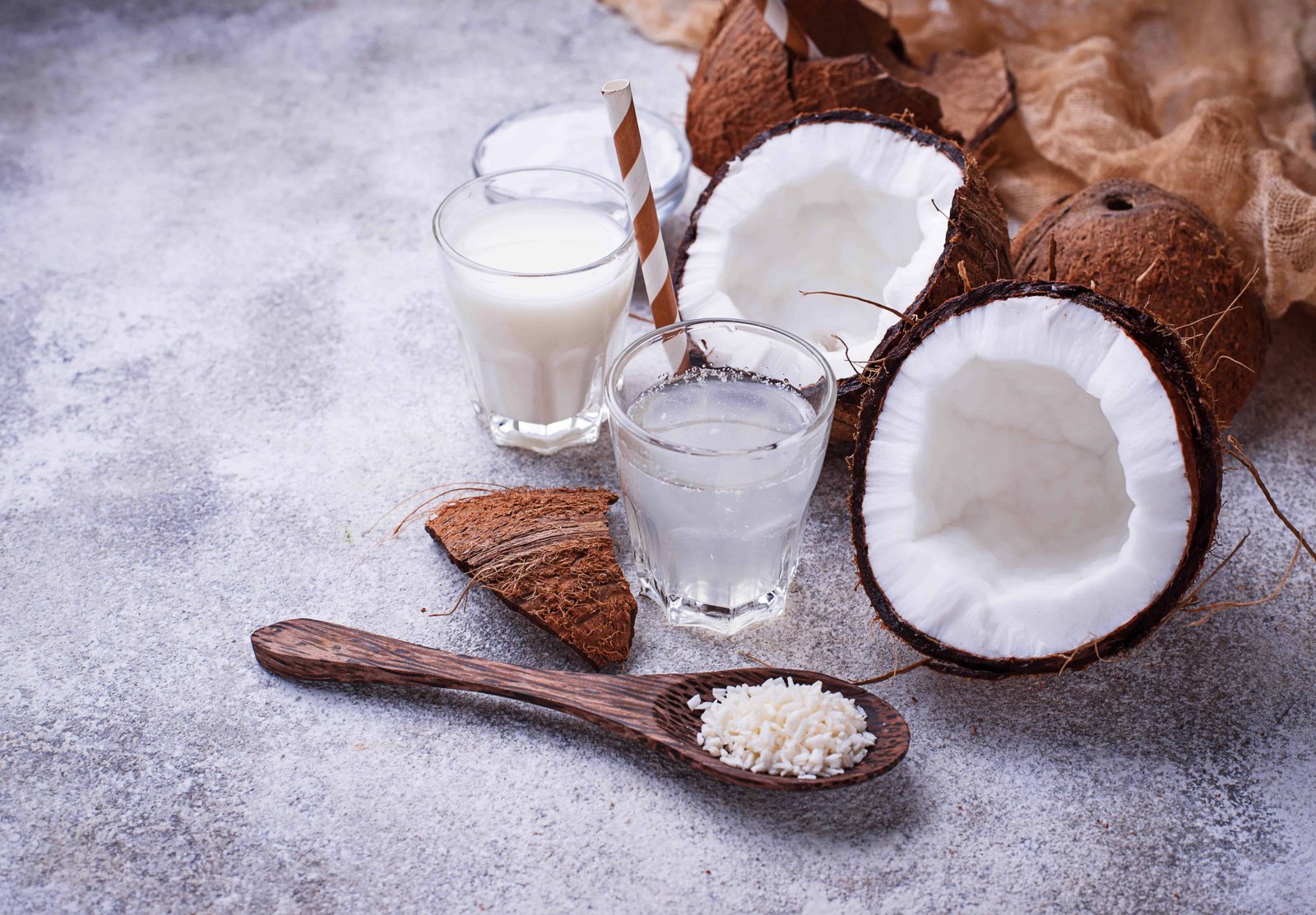 Coconut Milk Vs Coconut Water: Which One Provides More Health Benefits