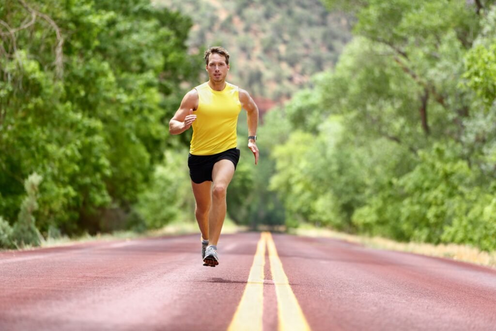 The Rookie's Guide to Running: Tips for New Runners 2 Running man runner sprinting for fitness