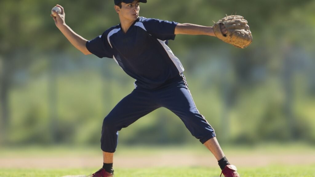 baseball pitching