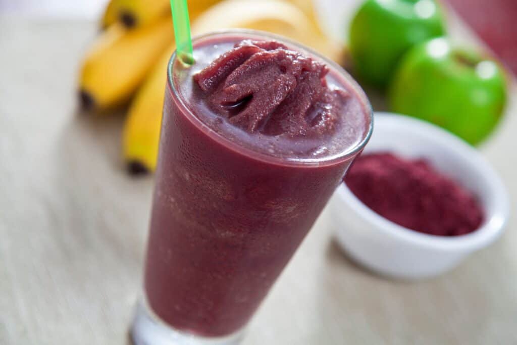 Acai Weight Loss Benefits-Separating Fact from Fiction 3 Acai smoothie
